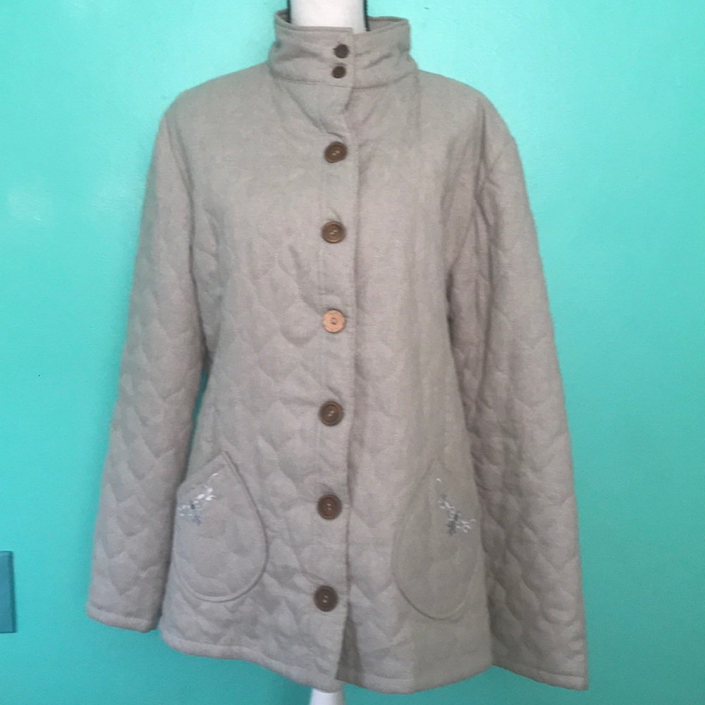 quilted  hemp and P.E.T (recycled plastic) coat